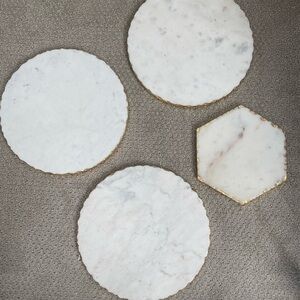 White and Gold Marble Cake Stands (Flat)